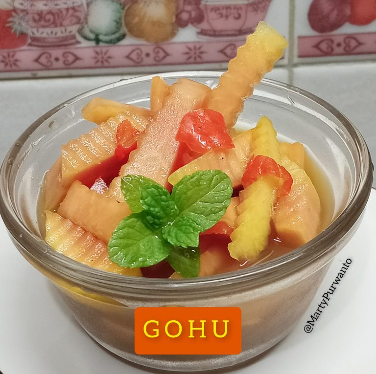 Kudapan yang segar, pedas, asin, manis dan asam GOHU by Marty Purwanto